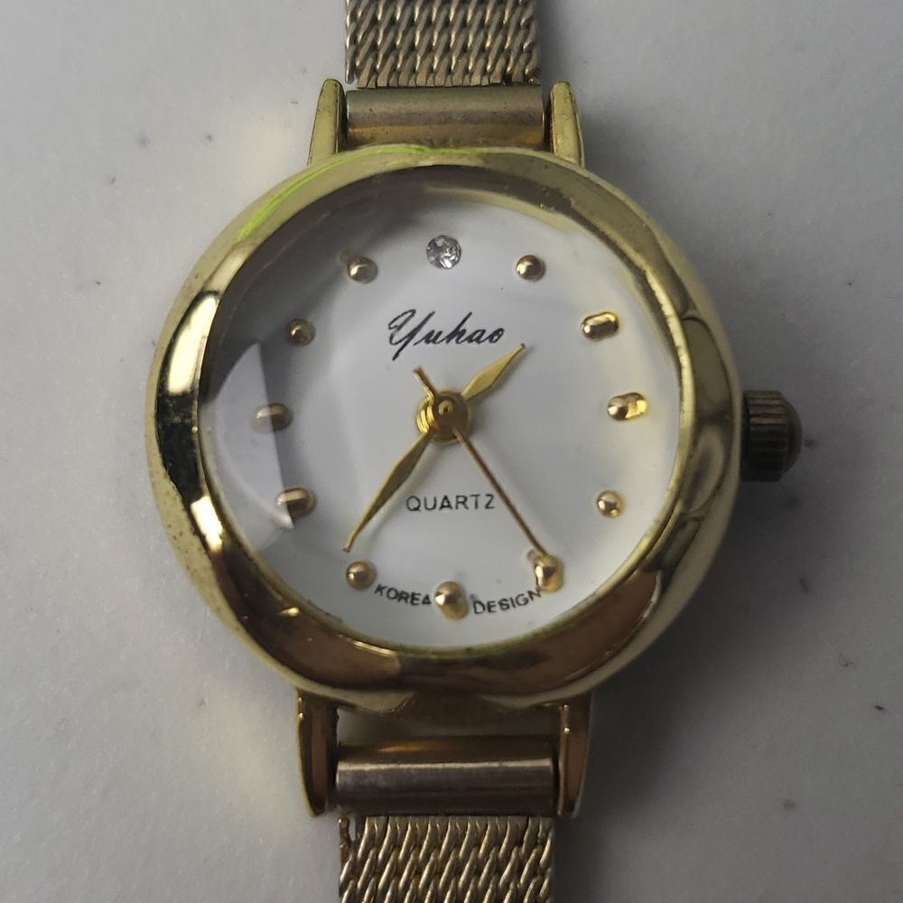 ‎Golden Watch